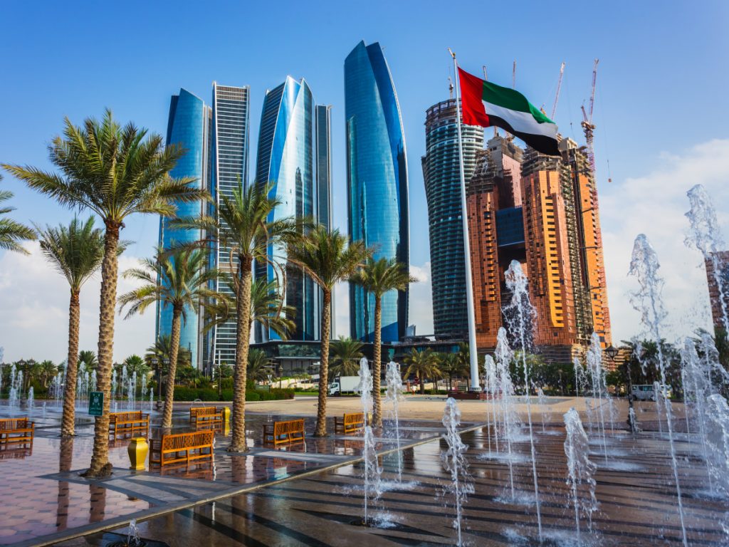 Abu Dhabi cuts business licence fees in half - Finance Middle East