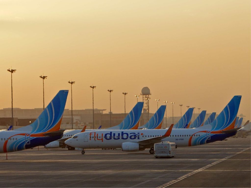 flydubai planes at the aiport